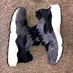 Snakeskin Nike Huarache